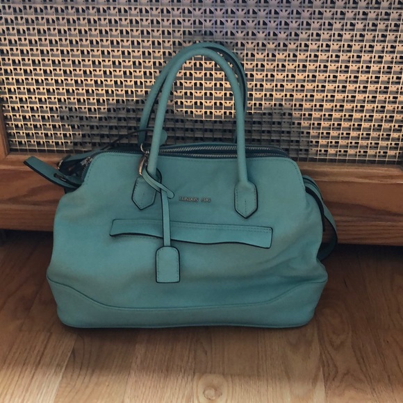 London Fog Handbags - London fog pretty blue bag